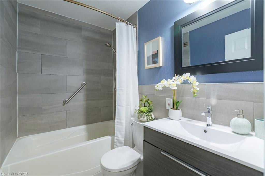 202-893 Concession Street, Hamilton, ON, L8V 1E7 - 12