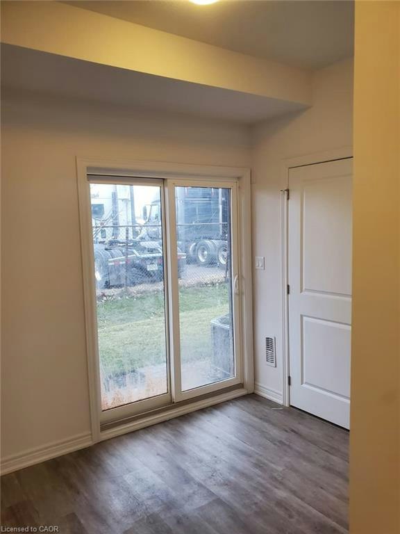112-575 Woodward Avenue, Hamilton, ON, L8H 0B3 - 10