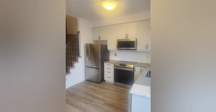 112-575 Woodward Avenue, Hamilton, ON, L8H 0B3 - 8