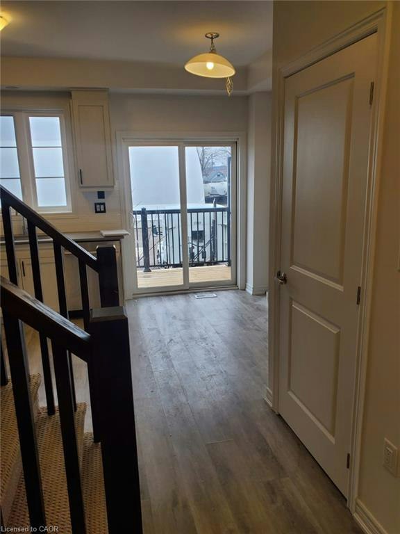 112-575 Woodward Avenue, Hamilton, ON, L8H 0B3 - 4