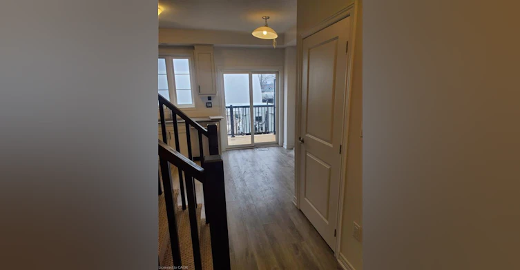 112-575 Woodward Avenue, Hamilton, ON, L8H 0B3 - 4