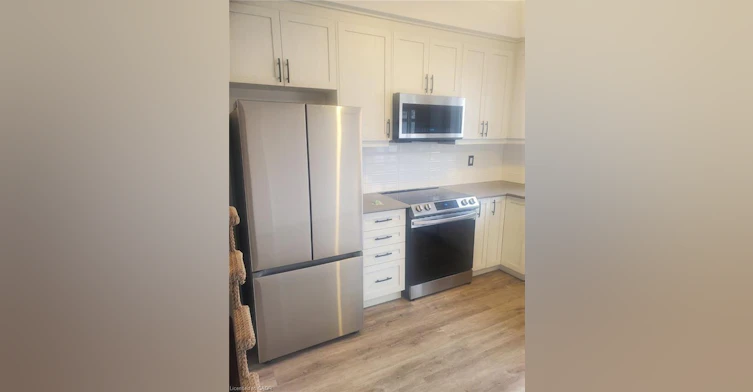 112-575 Woodward Avenue, Hamilton, ON, L8H 0B3 - 6