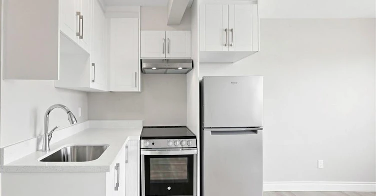 Unit 9-71 Sanford Avenue S, Hamilton, ON, L8M 2G7 - 9