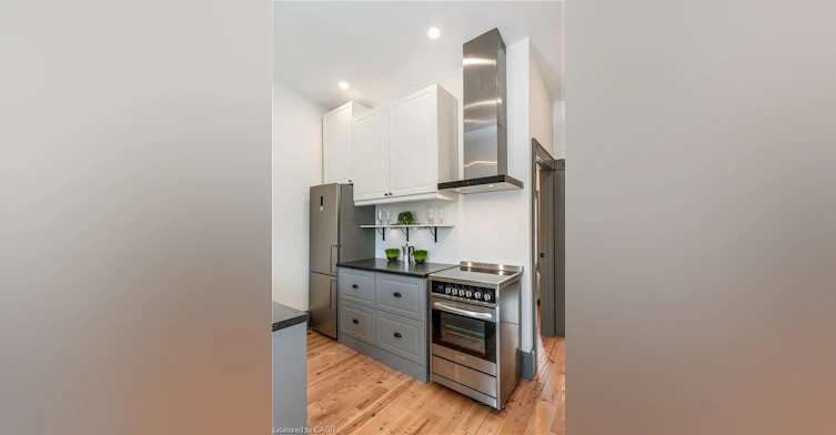 UPPER-26 Courtland Avenue E, Kitchener, ON, N2G 2T5 - 9