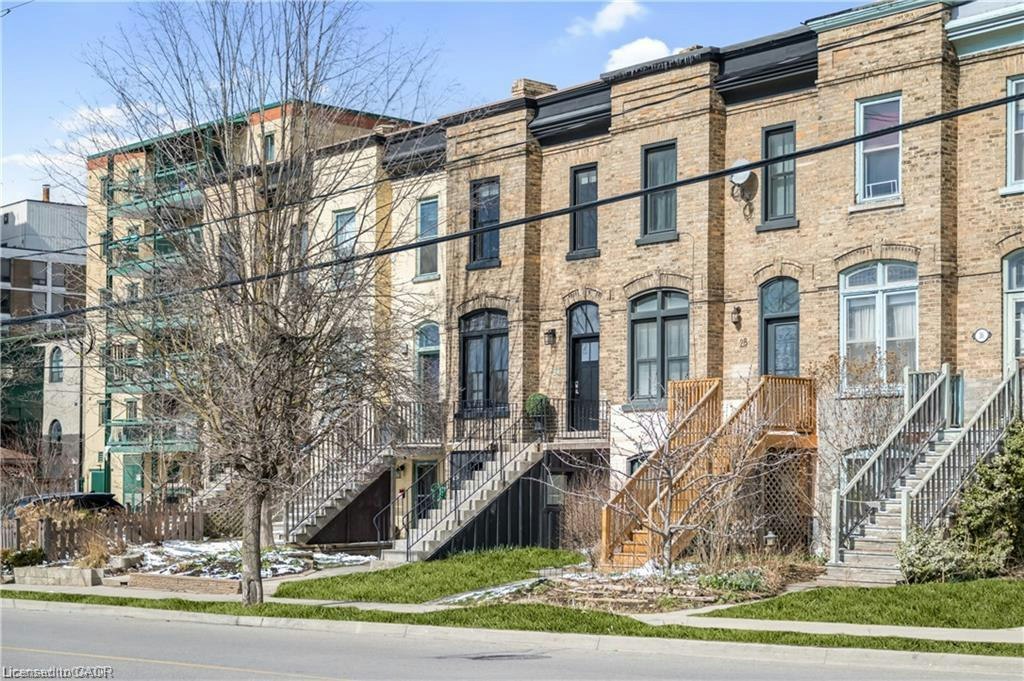 UPPER-26 Courtland Avenue E, Kitchener, ON, N2G 2T5