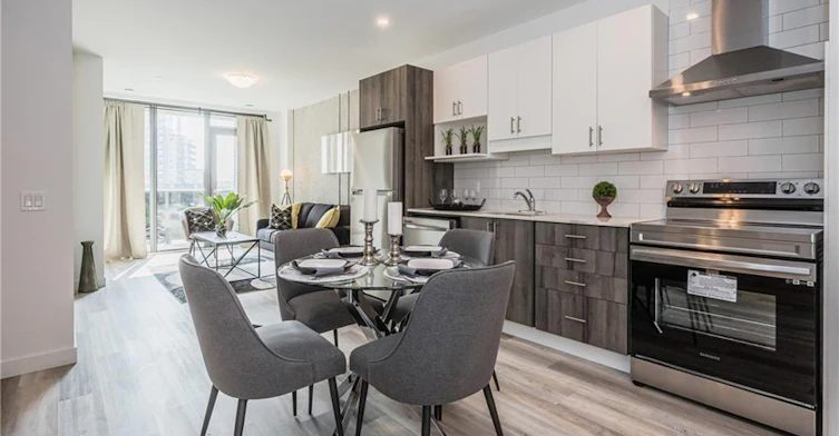 302-1438 Highland Road W, Kitchener, ON, N2N 3K6 - 2