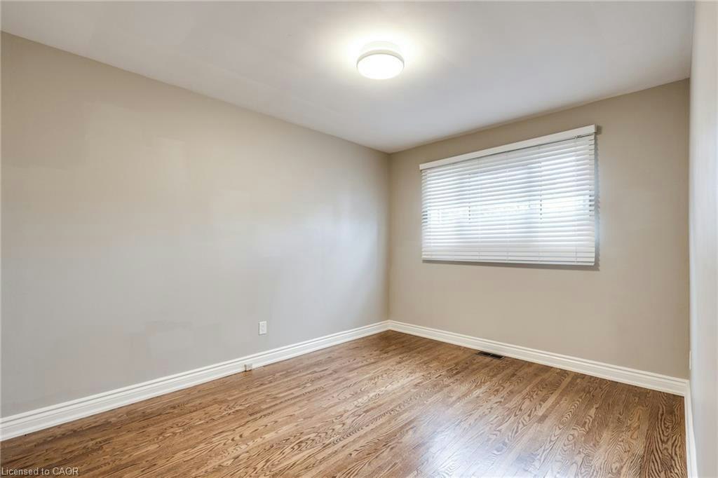 116 Mohawk Road W, Hamilton, ON, L9C 1W1 - 14
