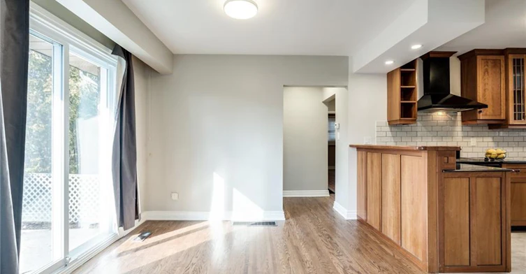 116 Mohawk Road W, Hamilton, ON, L9C 1W1 - 6