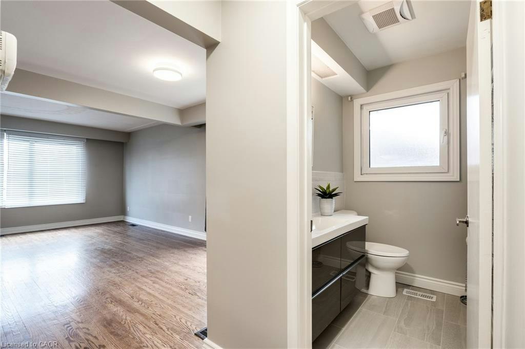 116 Mohawk Road W, Hamilton, ON, L9C 1W1 - 15