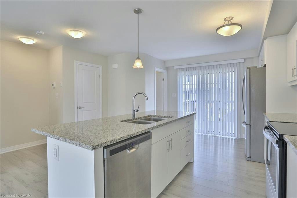25 Sportsman Hill Street, Kitchener, ON, N2P 0J2 - 9