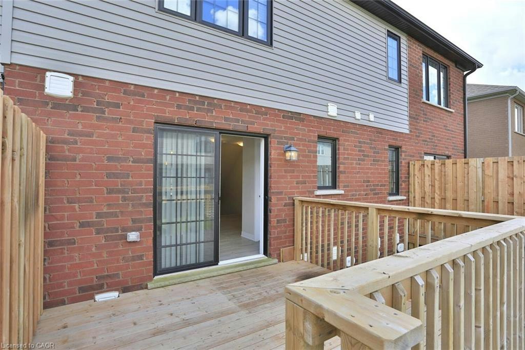 25 Sportsman Hill Street, Kitchener, ON, N2P 0J2 - 28