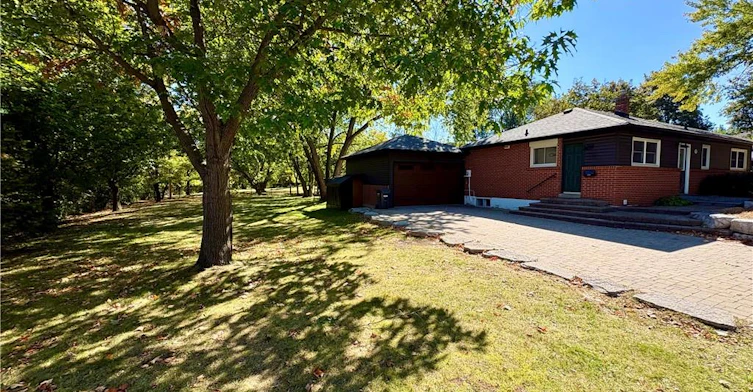 292 Woodward Avenue, Milton, ON, L9T 1V2 - 2