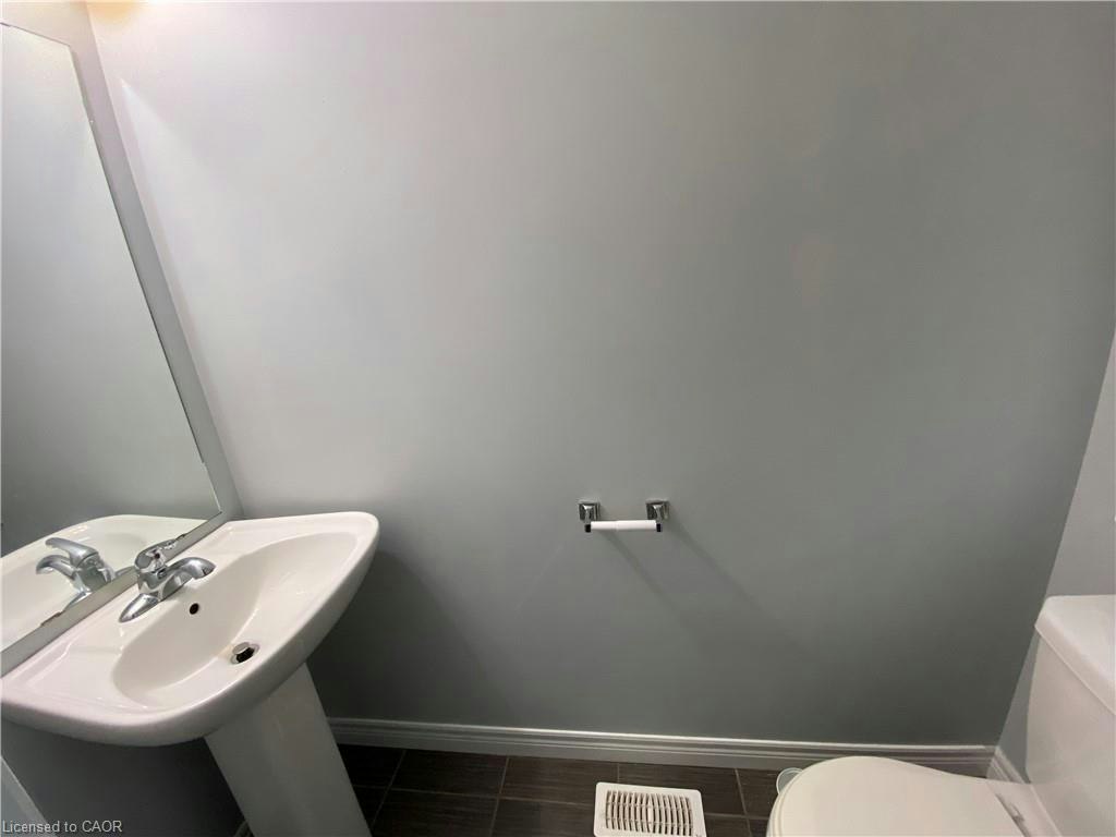 90 Bloom Crescent, Hamilton, ON, L0R 1P0 - 7