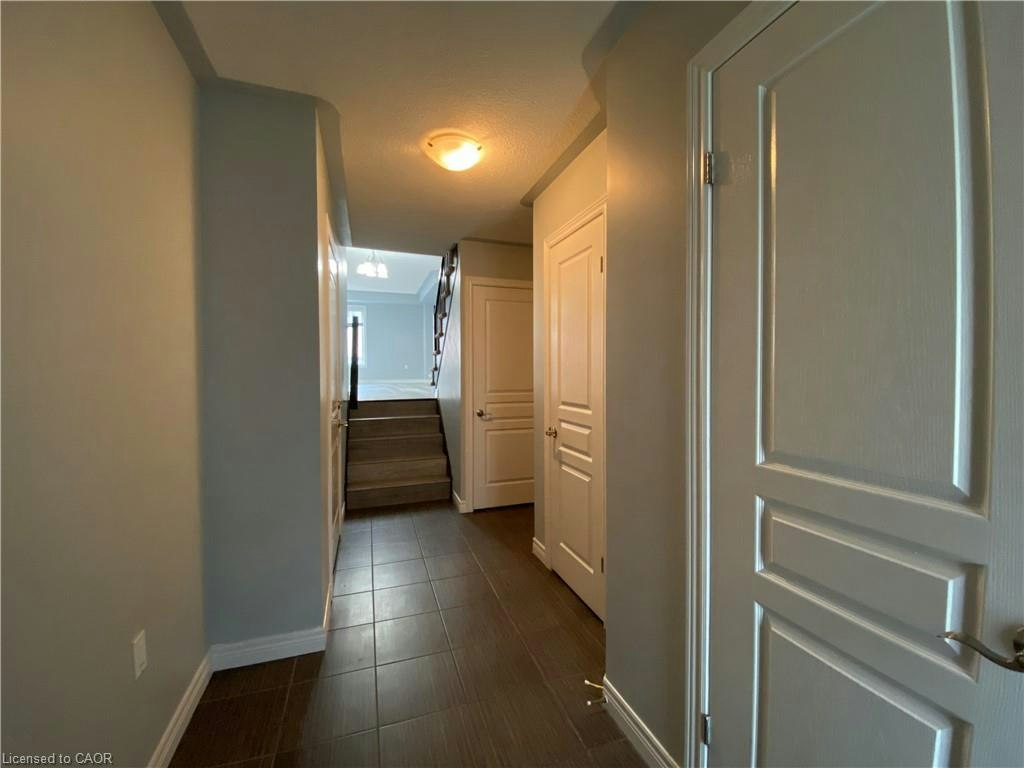 90 Bloom Crescent, Hamilton, ON, L0R 1P0 - 6