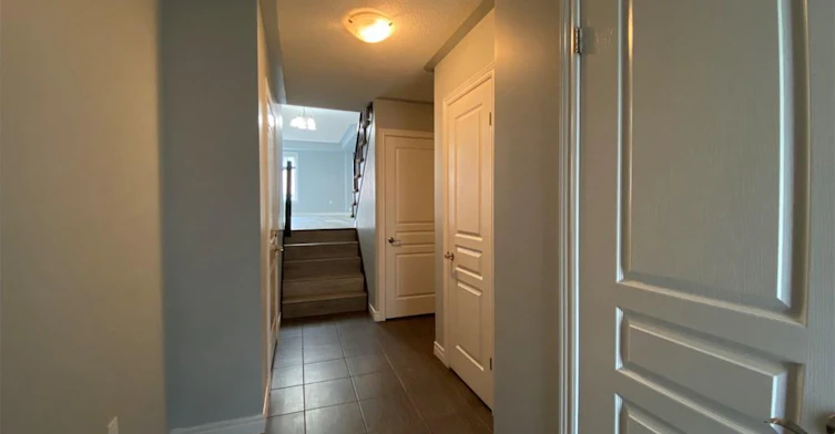 90 Bloom Crescent, Hamilton, ON, L0R 1P0 - 6