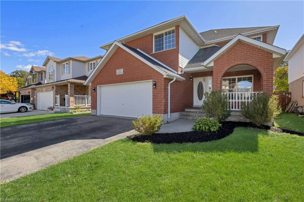 723 Chesapeake Drive, Waterloo, ON, N2K 4G4