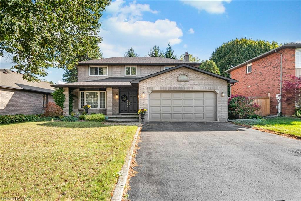 318 Cavendish Drive, Hamilton, ON, L9G 4T5