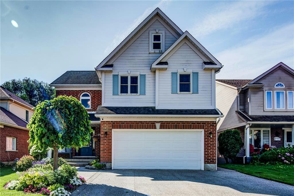 39 Oliver Court SE, Kitchener, ON, N2N 3E7