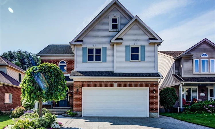 39 Oliver Court SE