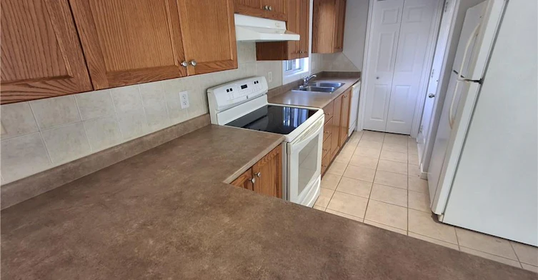 15-996 Rymal Road E, Hamilton, ON, L8W 3N5 - 9