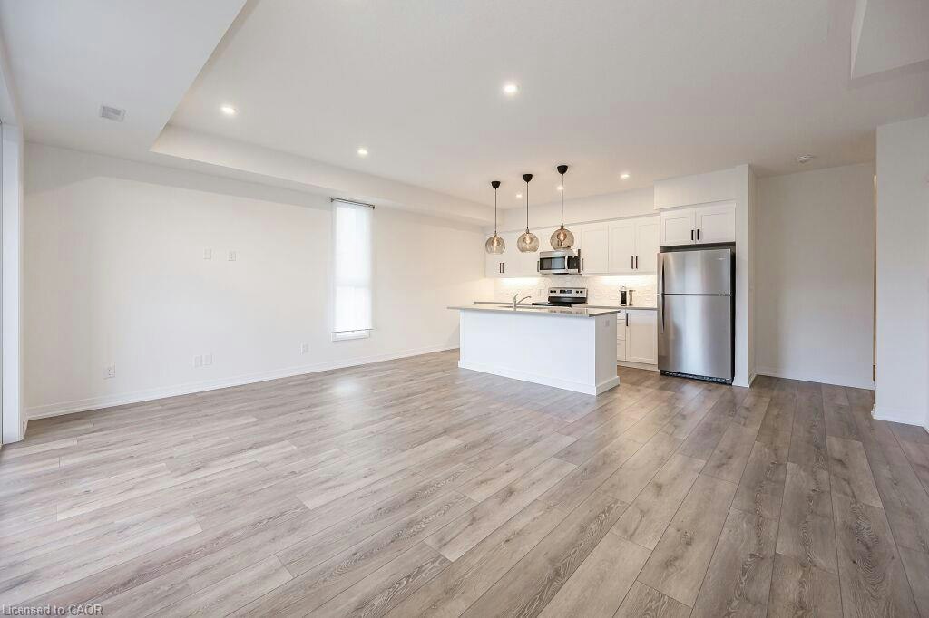 36-261 Woodbine Avenue, Kitchener, ON, N2R 0P7 - 12