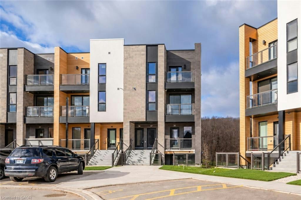 36-261 Woodbine Avenue, Kitchener, ON, N2R 0P7