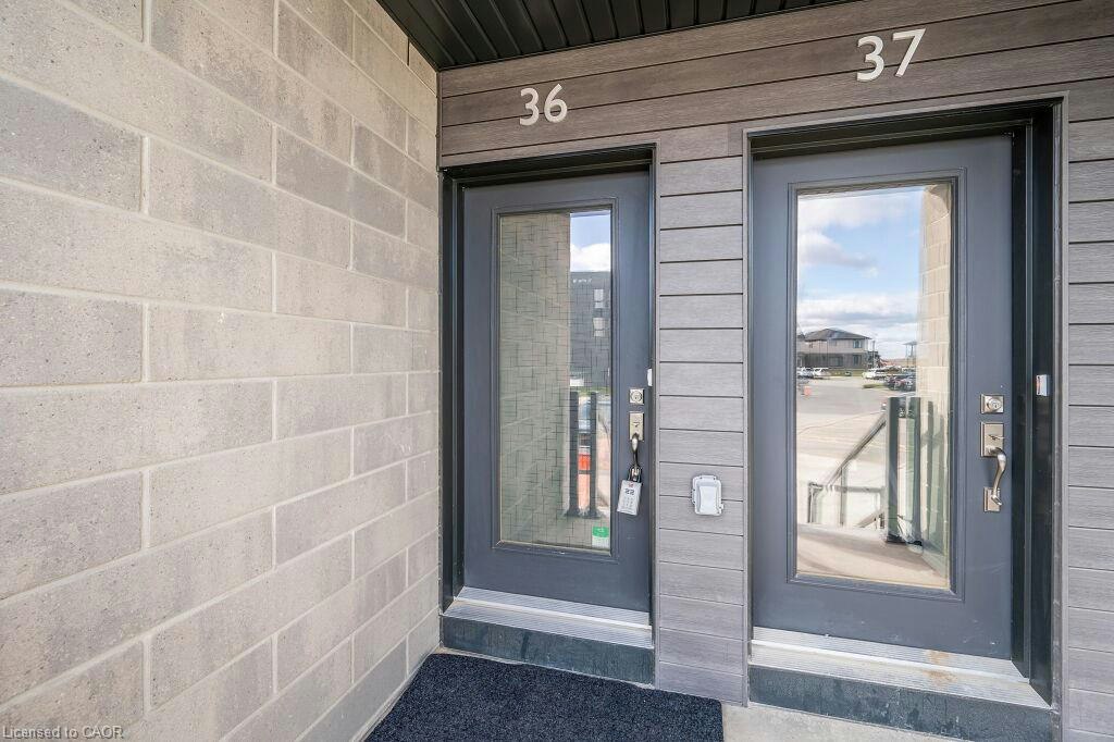 36-261 Woodbine Avenue, Kitchener, ON, N2R 0P7 - 2