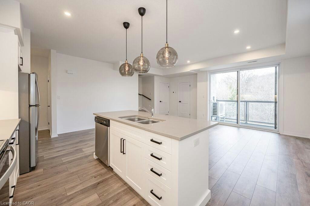 36-261 Woodbine Avenue, Kitchener, ON, N2R 0P7 - 10