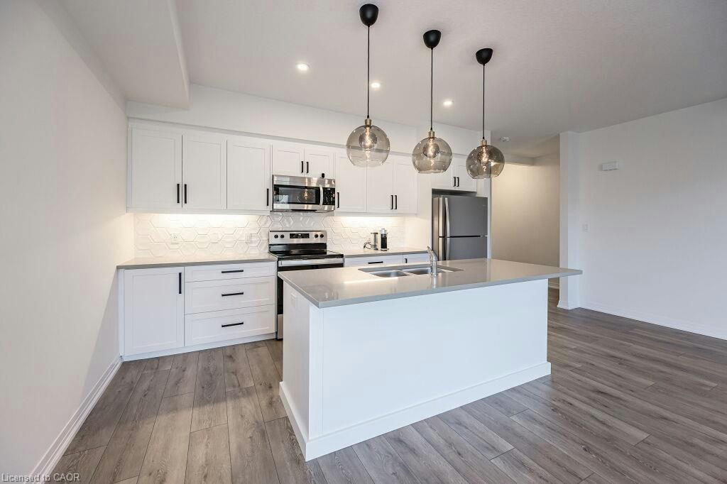 36-261 Woodbine Avenue, Kitchener, ON, N2R 0P7 - 8