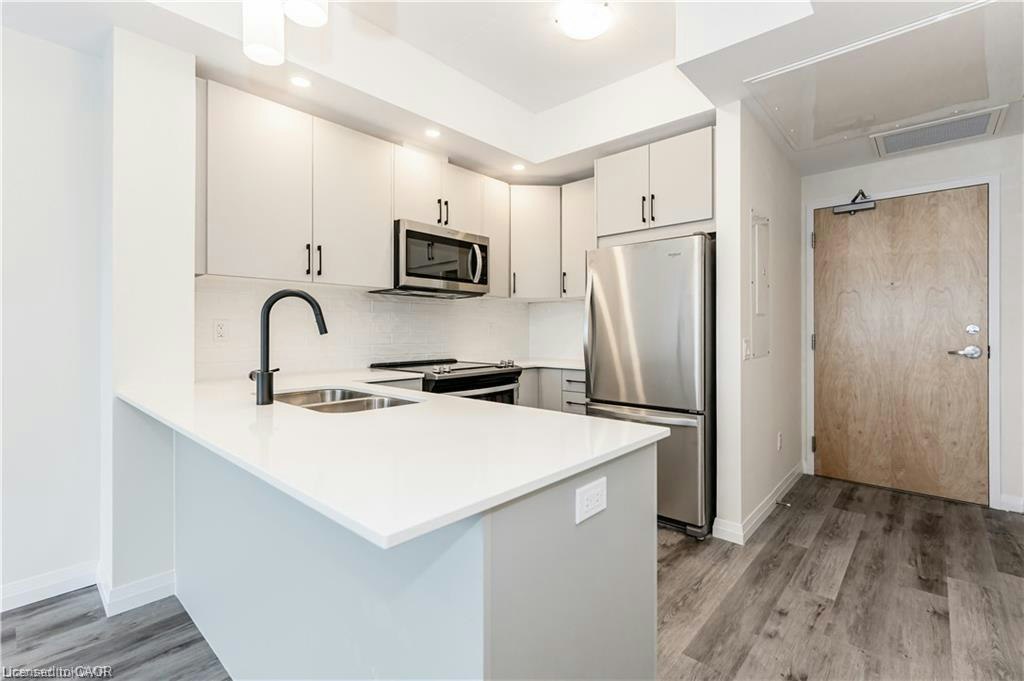1803-60 Charles Street, Kitchener, ON, N2G 0C9 - 2
