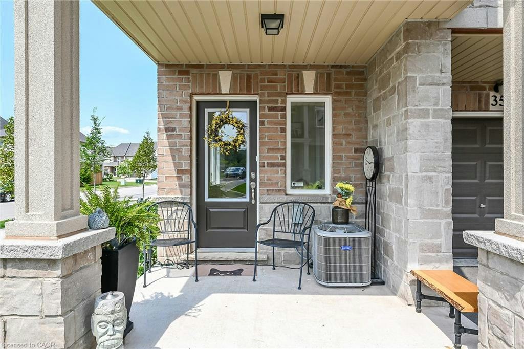 35-40 Zinfandel Drive, Hamilton, ON, L8E 0L1