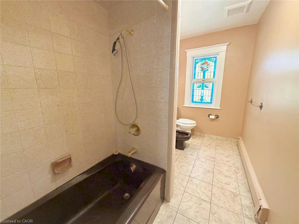 Unit 2-241 Macnab Street S, Hamilton, ON, L8P 3E2 - 10