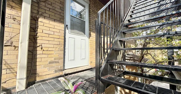Unit 2-241 Macnab Street S, Hamilton, ON, L8P 3E2 - 2