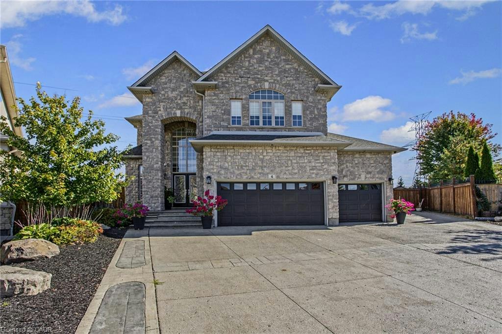 4 Playfair Court, Hamilton, ON, L9K 1R6