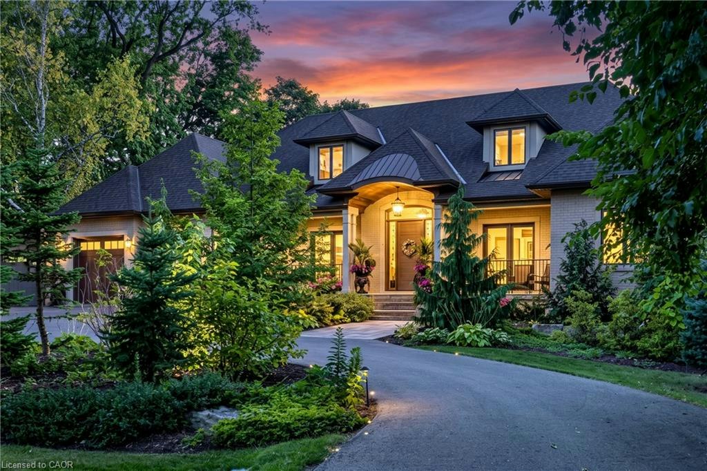 368 Fourth Line, Oakville, ON, L6J 5A8