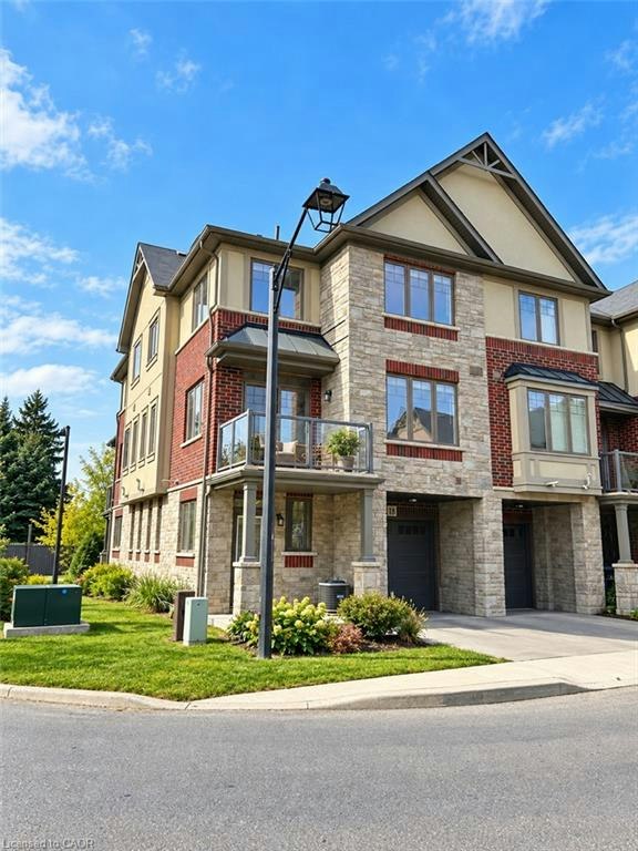 18-1169 Garner Road E, Hamilton, ON, L9G 0G8
