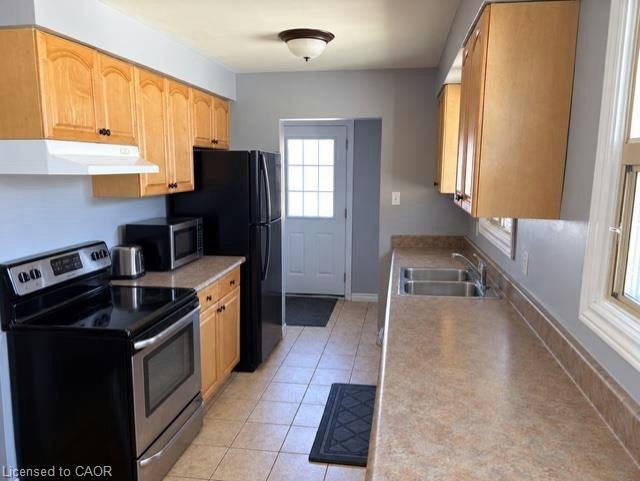 35 Bonaventure Drive, Hamilton, ON, L9C 4P4 - 4