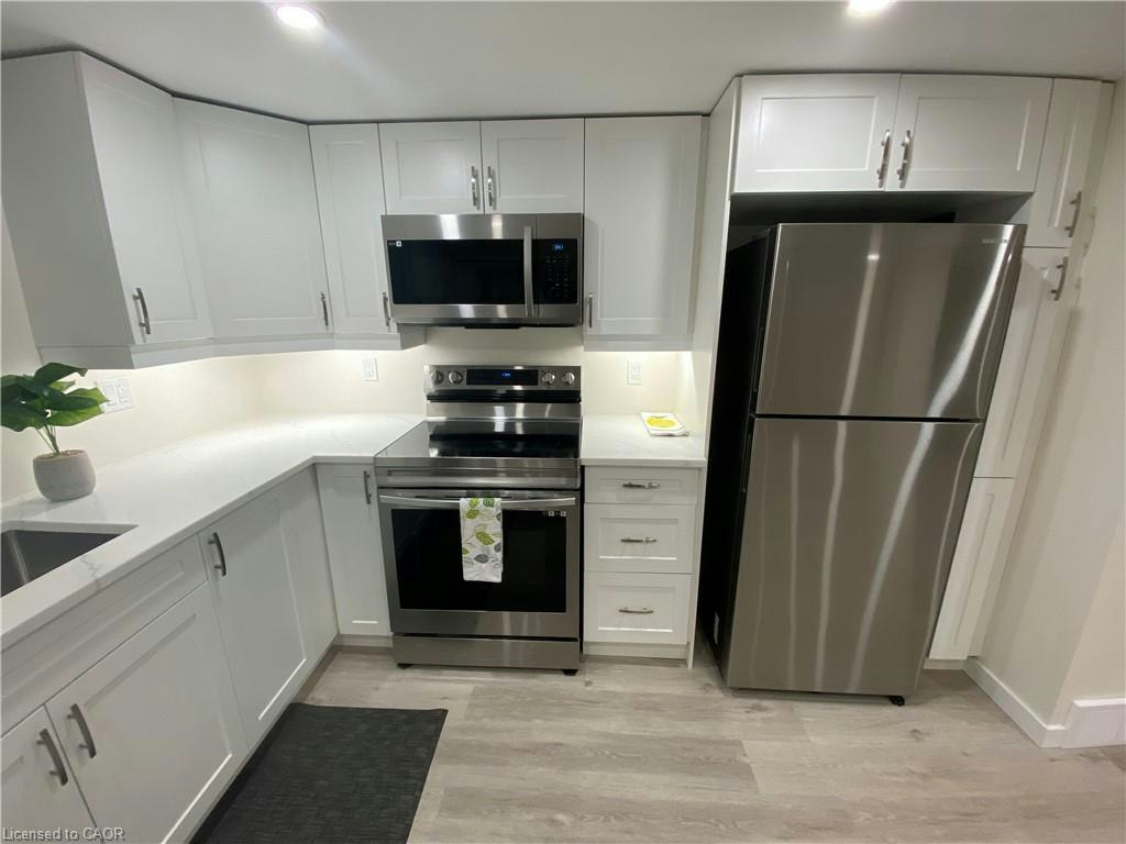 2ND UNIT-88 Henry Street, Cambridge, ON, N1R 3W8 - 4