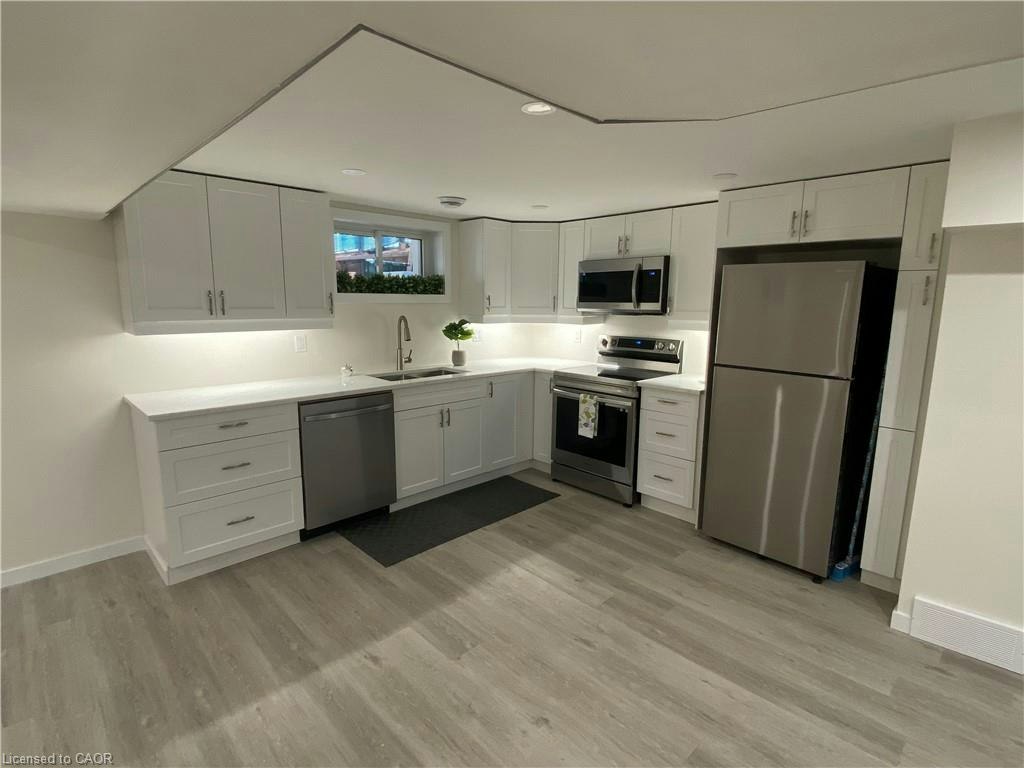 2ND UNIT-88 Henry Street, Cambridge, ON, N1R 3W8 - 3