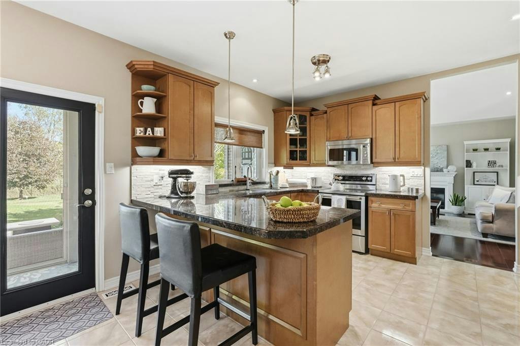 14 Gavin Drive, Hamilton, ON, L8B 0Z2 - 12