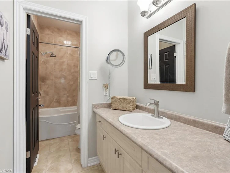 14 Gavin Drive, Hamilton, ON, L8B 0Z2 - 26