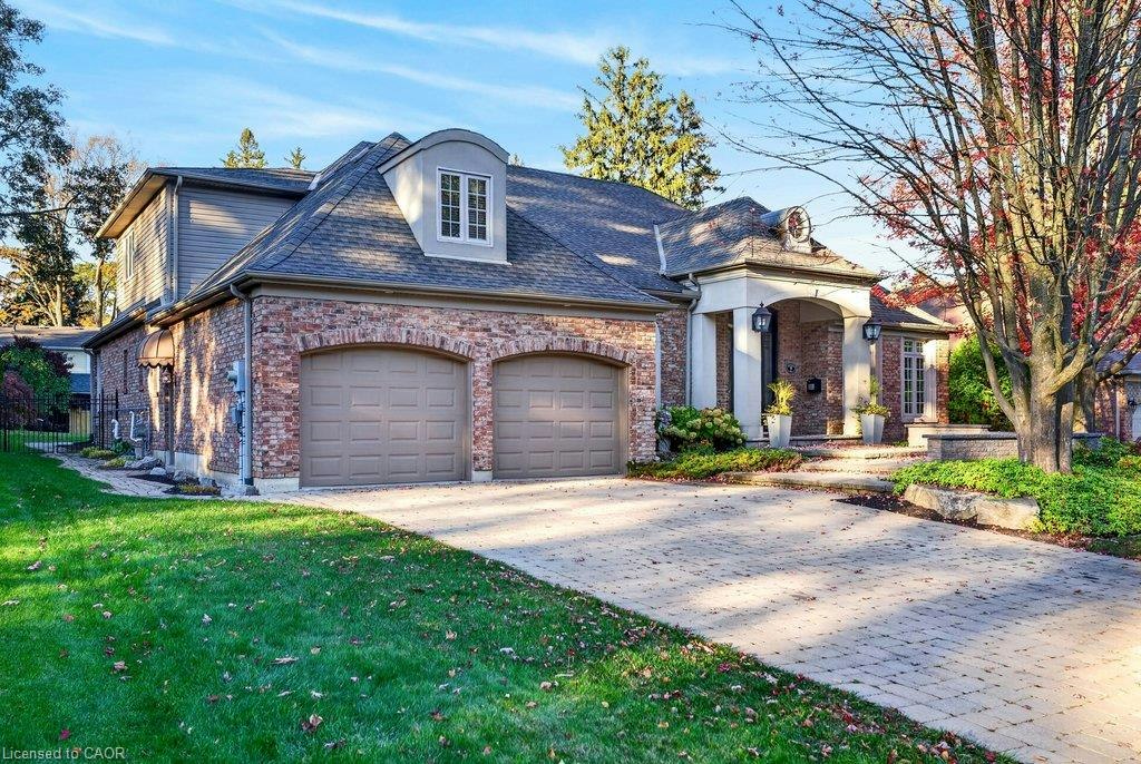 9 Harrington Place, Hamilton, ON, L9G 4Z2