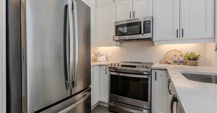 112-460 Gordon Krantz Avenue, Milton, ON, L9E 1Z2 - 8