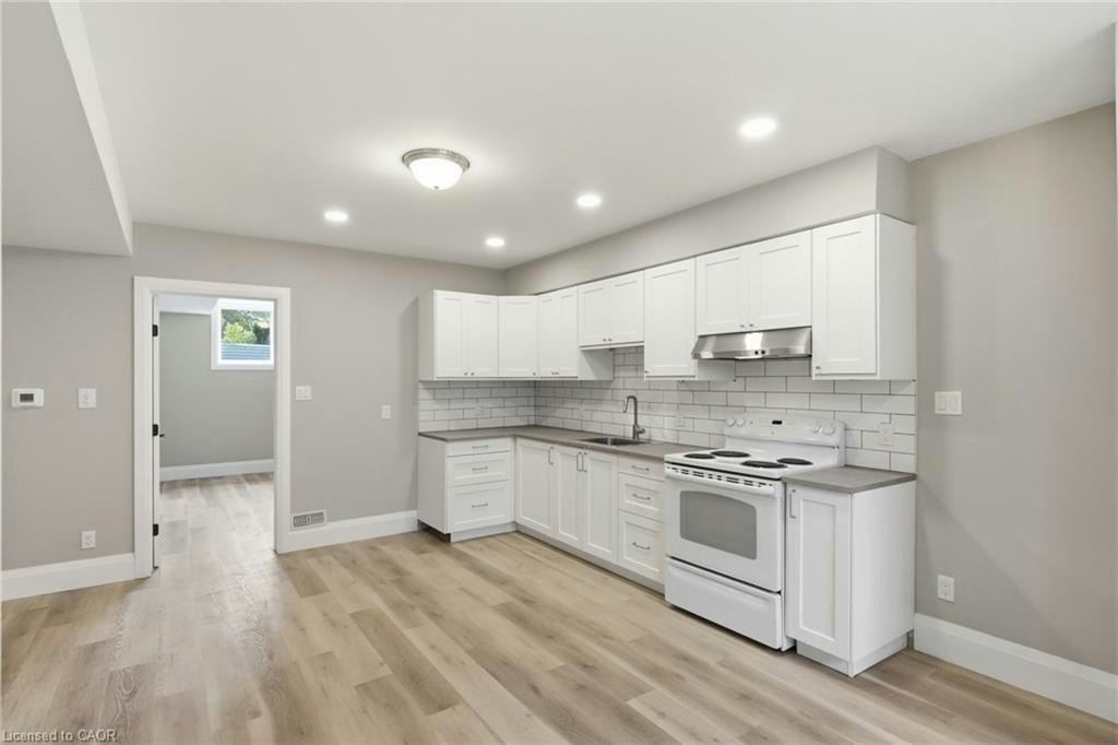 296 St Ann Avenue, Township of Wilmot, ON, N0B 2L0 - 16