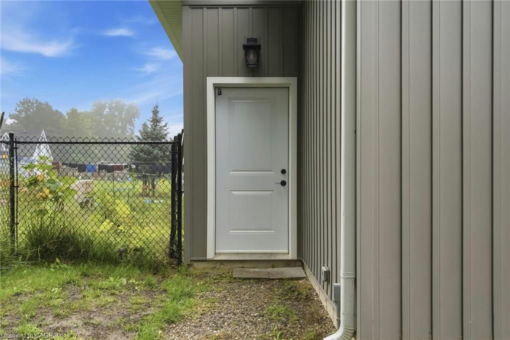 296 St Ann Avenue, Township of Wilmot, ON, N0B 2L0 - 4