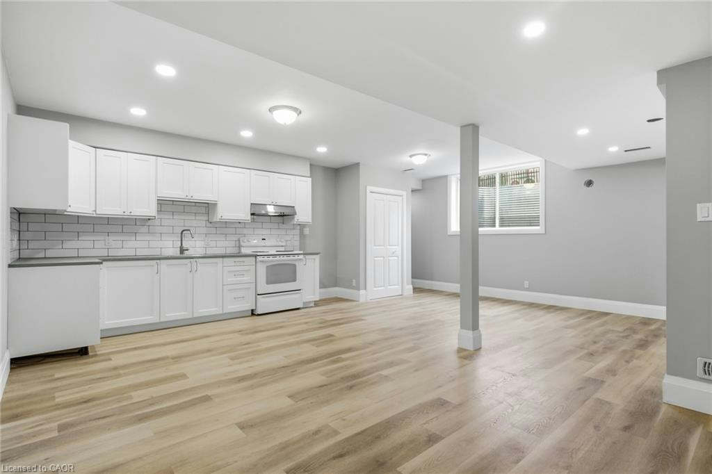 296 St Ann Avenue, Township of Wilmot, ON, N0B 2L0 - 9
