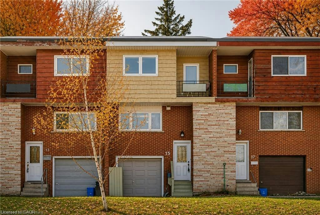 15 Greenbrook Drive, Kitchener, ON, N2M 4J5