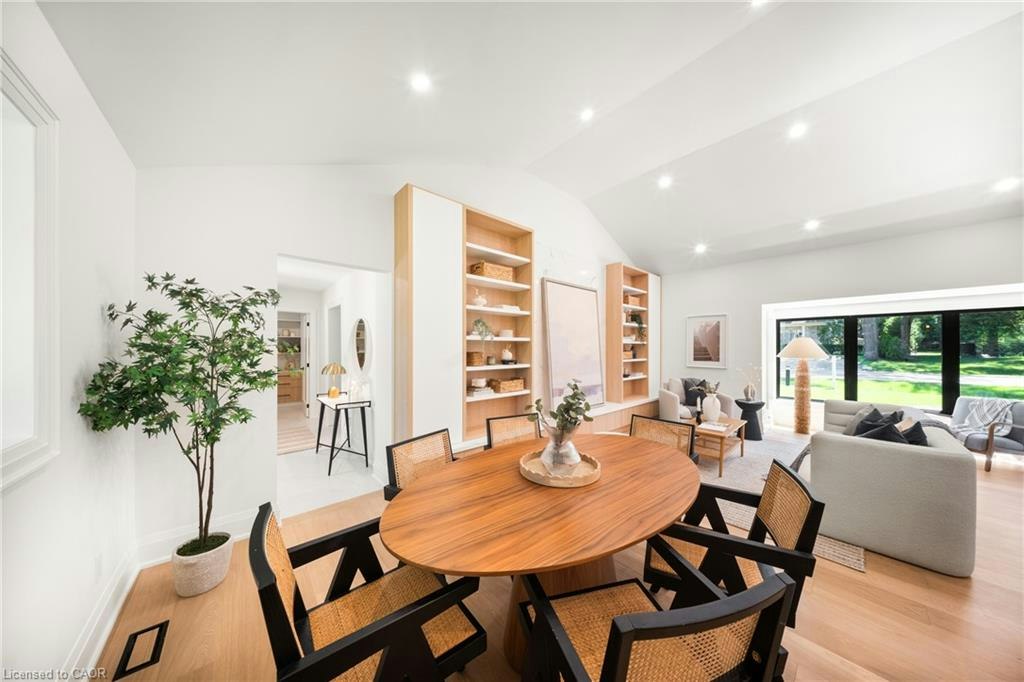 201 Trelawn Avenue, Oakville, ON, L6J 4R3 - 4