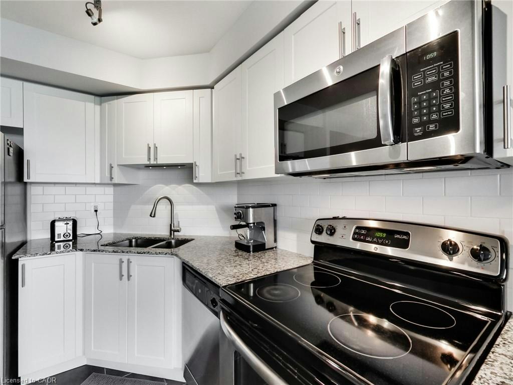 1208-1940 Ironstone Drive, Burlington, ON, L7L 0E4 - 20