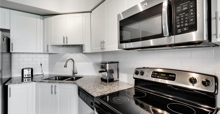 1208-1940 Ironstone Drive, Burlington, ON, L7L 0E4 - 20